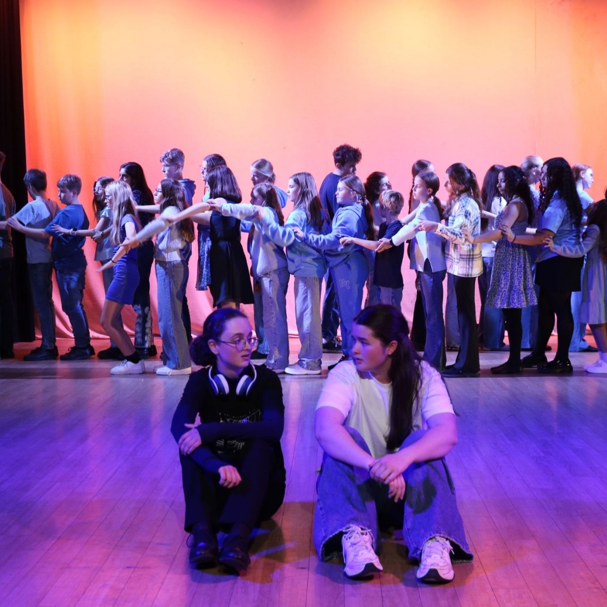 kennet-school-pupils-shine-in-annual-house-performing-arts-competition